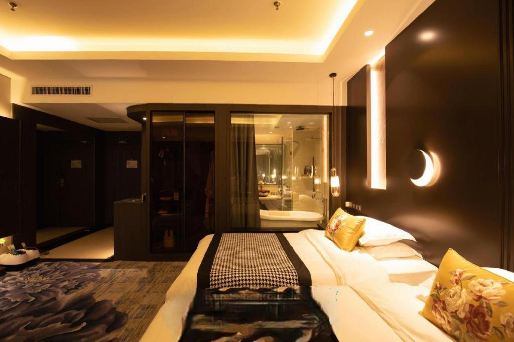 New Friendship Hotel Луоян Екстериор снимка
