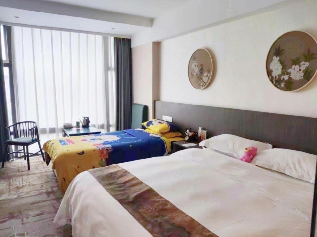 New Friendship Hotel Луоян Екстериор снимка