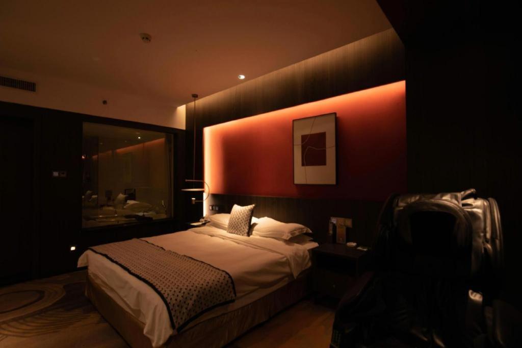 New Friendship Hotel Луоян Екстериор снимка