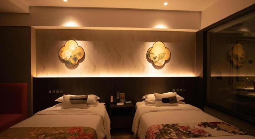 New Friendship Hotel Луоян Екстериор снимка