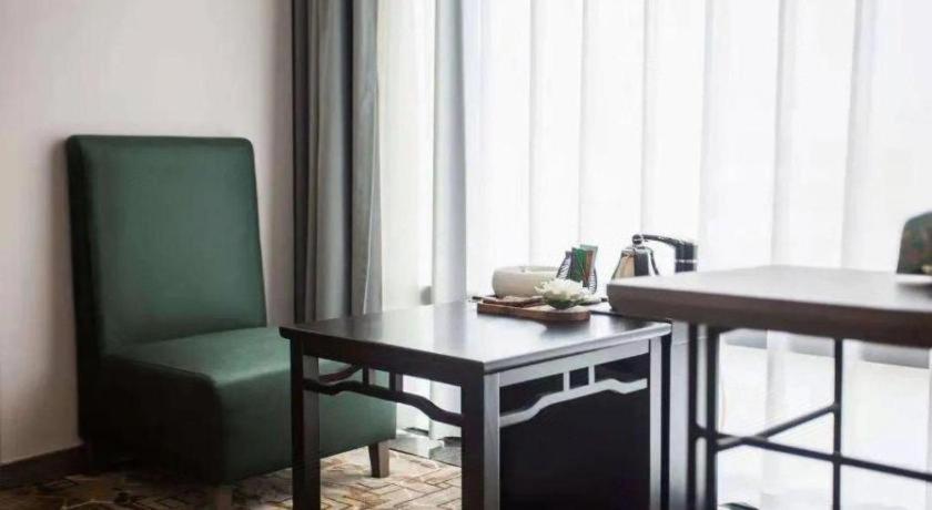 New Friendship Hotel Луоян Екстериор снимка